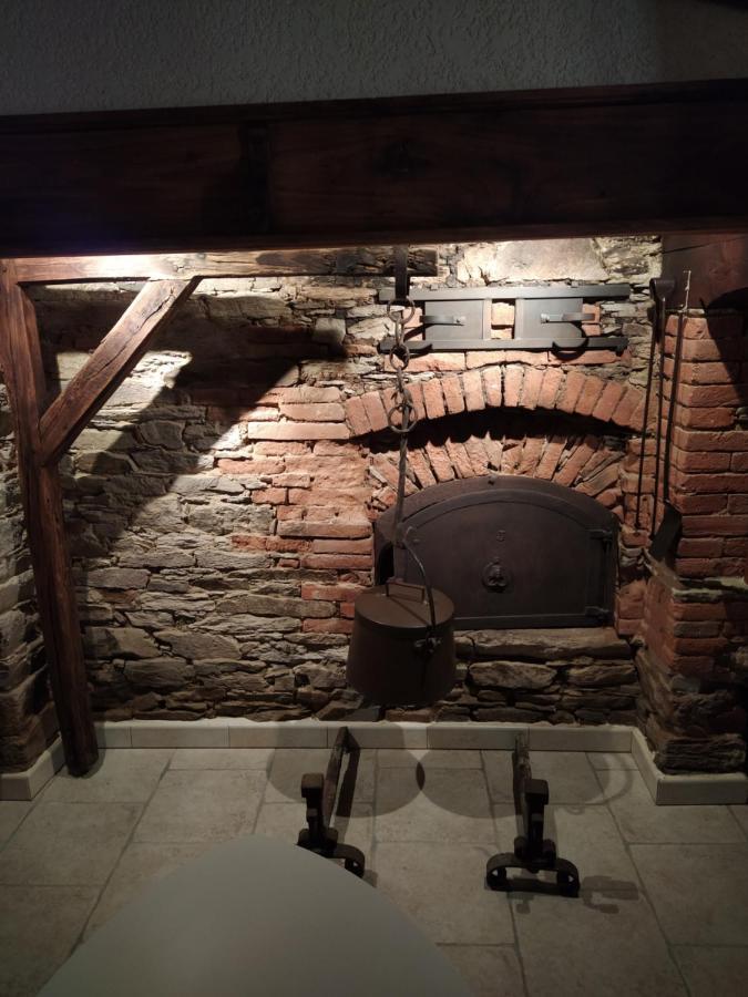 Maison Ceras Ledergues Buitenkant foto